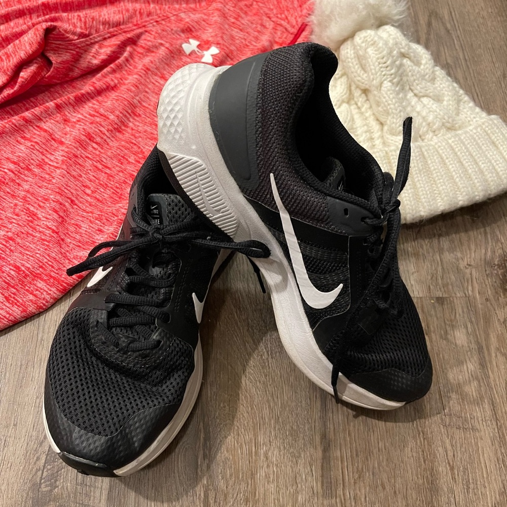 Nike Revolution 4 Shoes